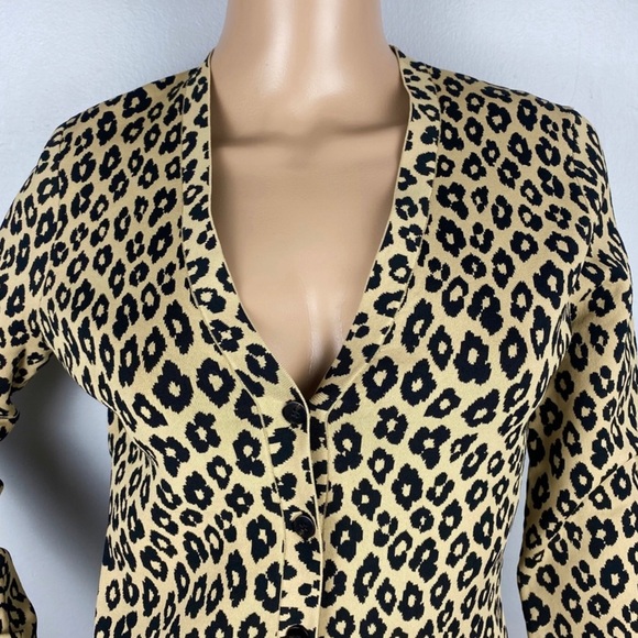 NEW THEORY LEOPARD PRINT BUTTON FRONT CARDIGAN - Picture 4 of 7